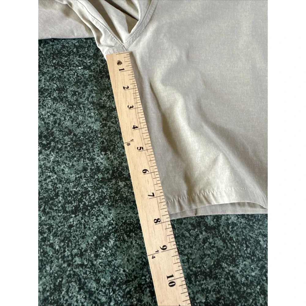 Vuori Aim Performance Men's Chino Shorts Tan Sz 38 Style V368, 8" Inseam - Picture 9 of 13